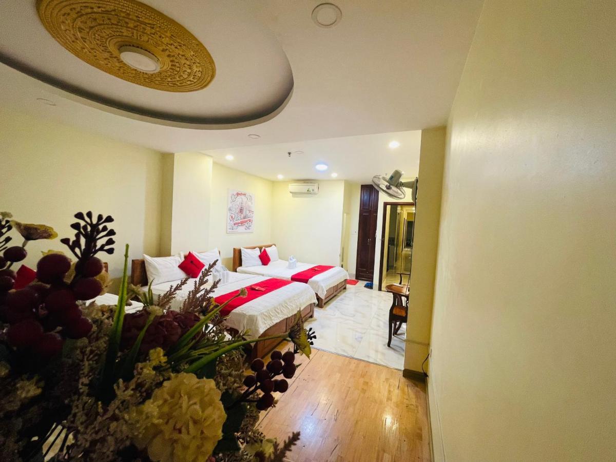 Mai Phuong - Ruby Saigon Hotel 2*